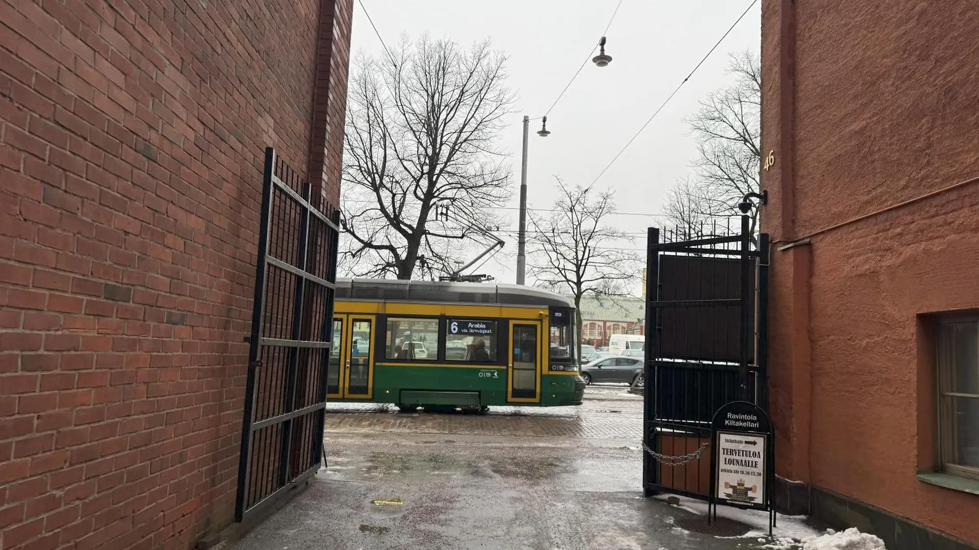 41 M2 Studio With Sauna, View And Balcony To The Park Saunallinen Yksioe Helsinki Finlandiya