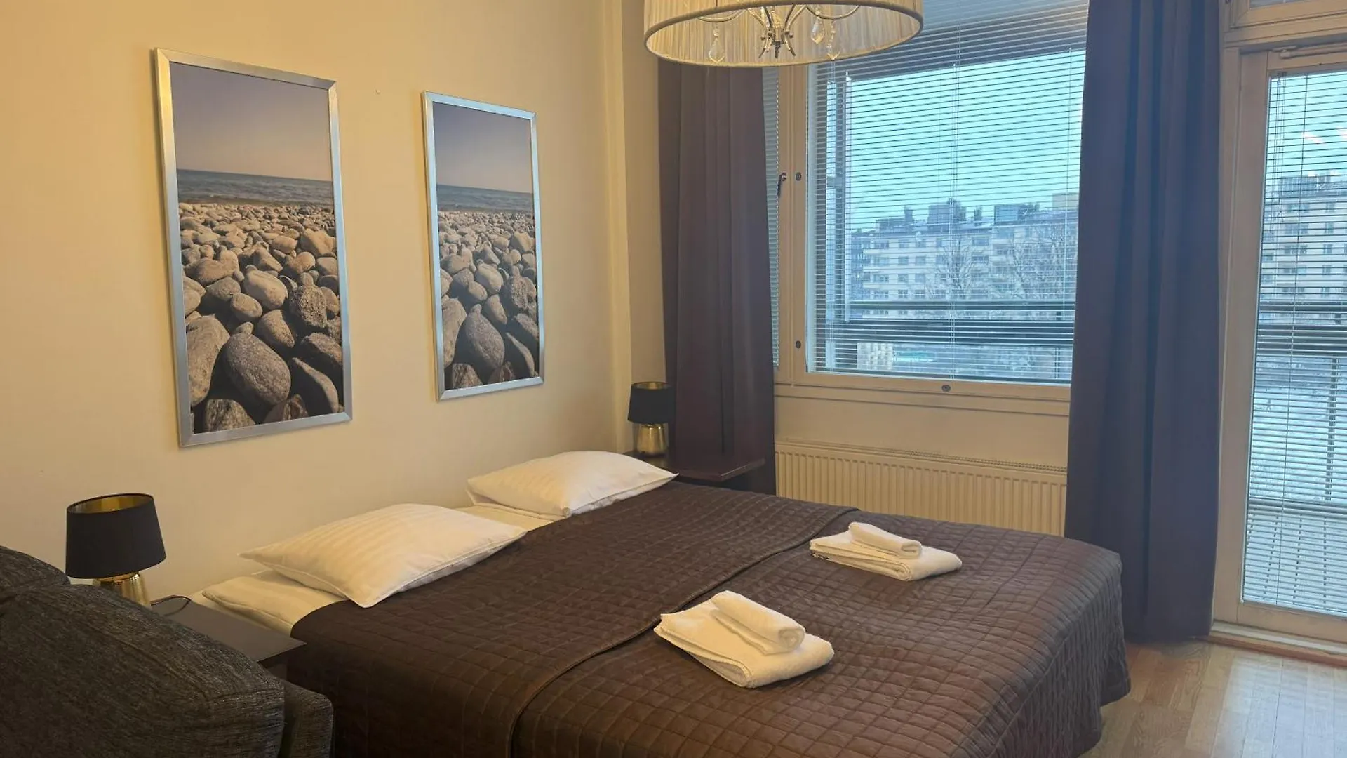 41 M2 Studio With Sauna, View And Balcony To The Park Saunallinen Yksioe Helsinki 0*,  Finlandiya