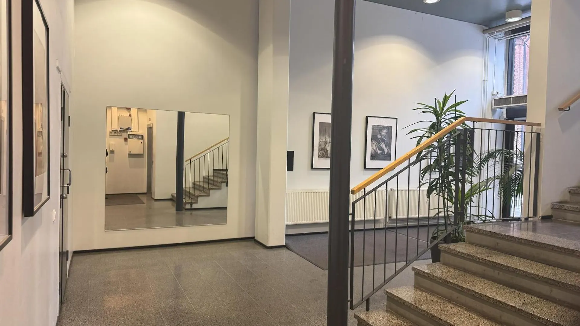 Daire 41 M2 Studio With Sauna, View And Balcony To The Park Saunallinen Yksioe Helsinki Finlandiya